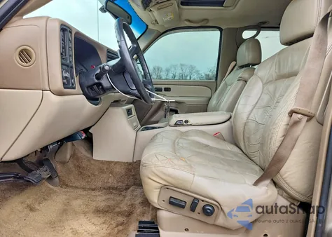 2002 Chevrolet Tahoe K1500 z USA, uszkodzony, nr VIN 1GNEK13ZX2R274375